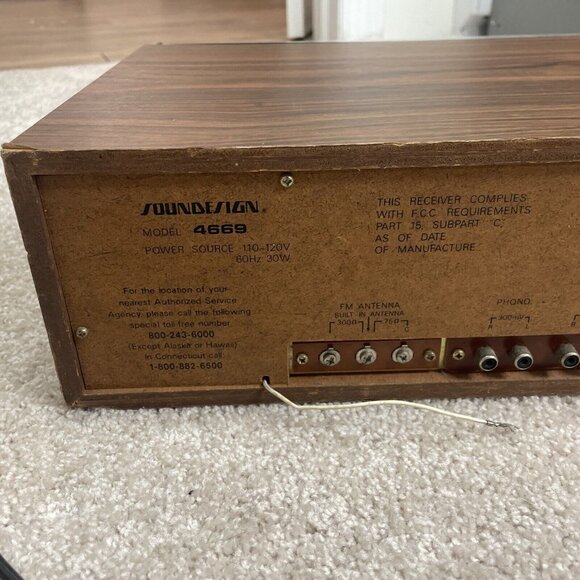 Sound Design 4469 AM FM Stereo Receiver 8 Track Recorder Lights Up Untested - Picture 7 of 10